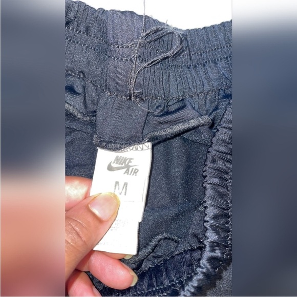 Preloved Nike Air size medium sweatpants - Picture 2 of 3